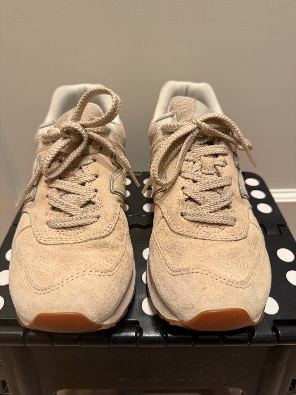 Beige/cream New Balance 574 Sneakers Women’s Size 7B